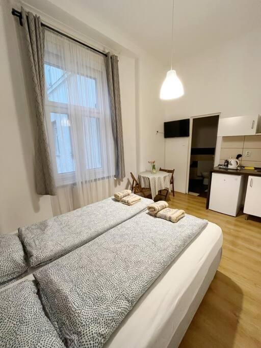 12# Sunflower Cozy Apartment Budapest Kültér fotó