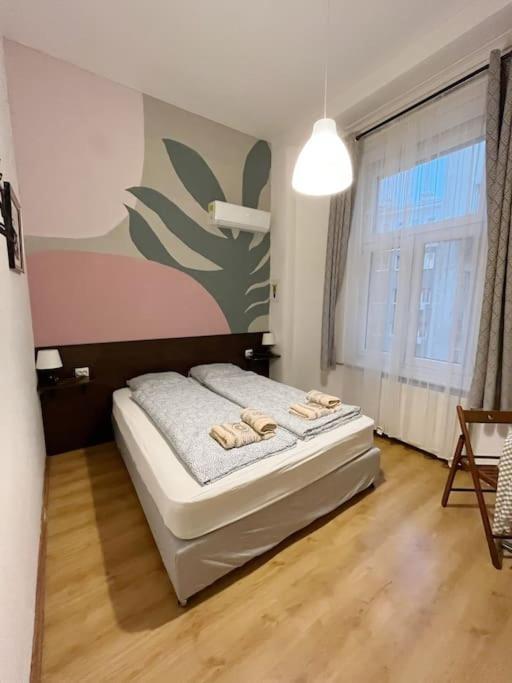 12# Sunflower Cozy Apartment Budapest Kültér fotó