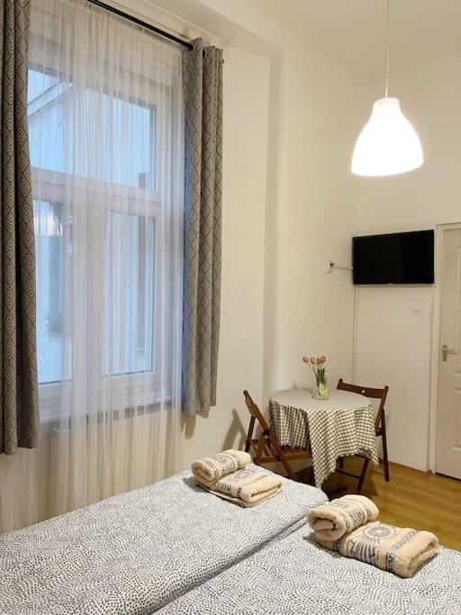 12# Sunflower Cozy Apartment Budapest Kültér fotó