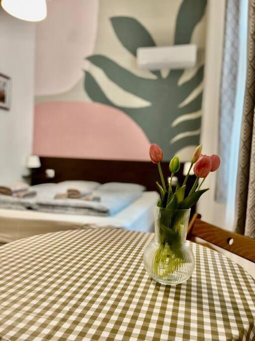 12# Sunflower Cozy Apartment Budapest Kültér fotó