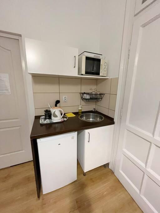 12# Sunflower Cozy Apartment Budapest Kültér fotó